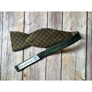 Edward Armah 100% Silk Bow Tie Reversible Green Red Youth